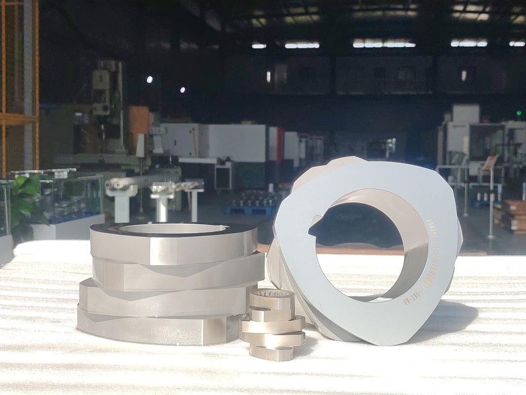 Στοιχεία κοχλία διπλού κοχλία SZK 250 με πιστοποίηση ISO 9001 και προσαρμοσμένες επιλογές