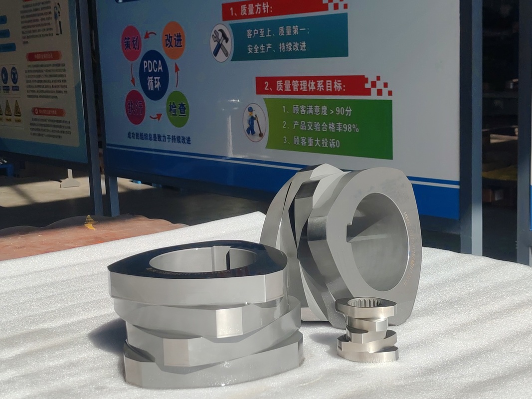 Στοιχεία κοχλία διπλού κοχλία SZK 250 με πιστοποίηση ISO 9001 και προσαρμοσμένες επιλογές