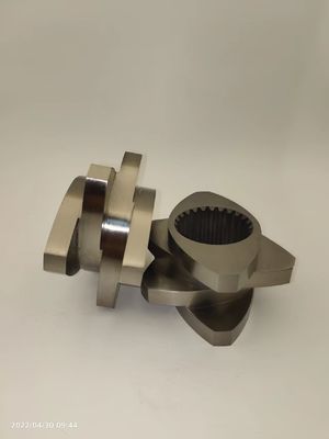 Δίδυμες βίδες εξωτήρα βίδες W6Mo5Cr4V2 / 38CrMoAla / HIP για WP και STS μηχανή