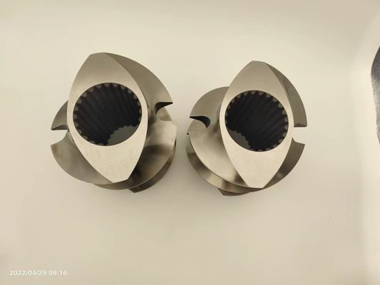 Δίδυμες βίδες εξωτήρα βίδες W6Mo5Cr4V2 / 38CrMoAla / HIP για WP και STS μηχανή